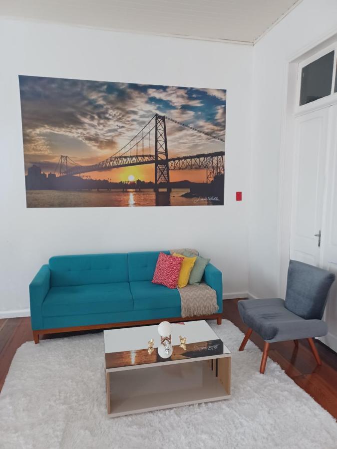 Casarao Hostel & Quartos Privados ฟลอเรียนอโปลิส ภายนอก รูปภาพ