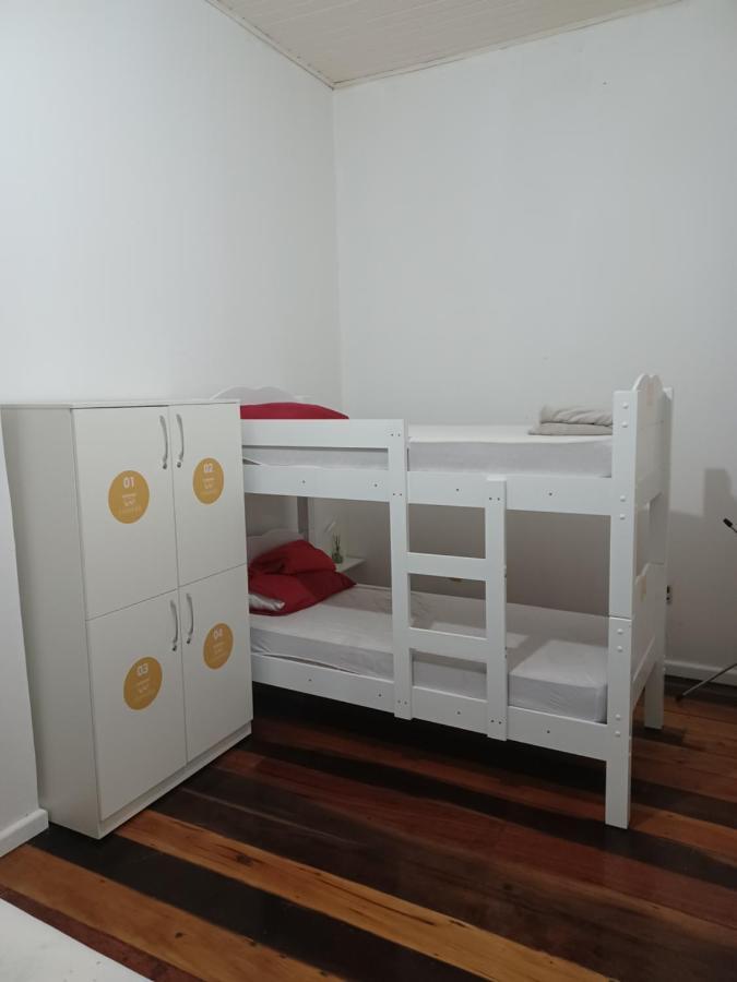 Casarao Hostel & Quartos Privados ฟลอเรียนอโปลิส ภายนอก รูปภาพ